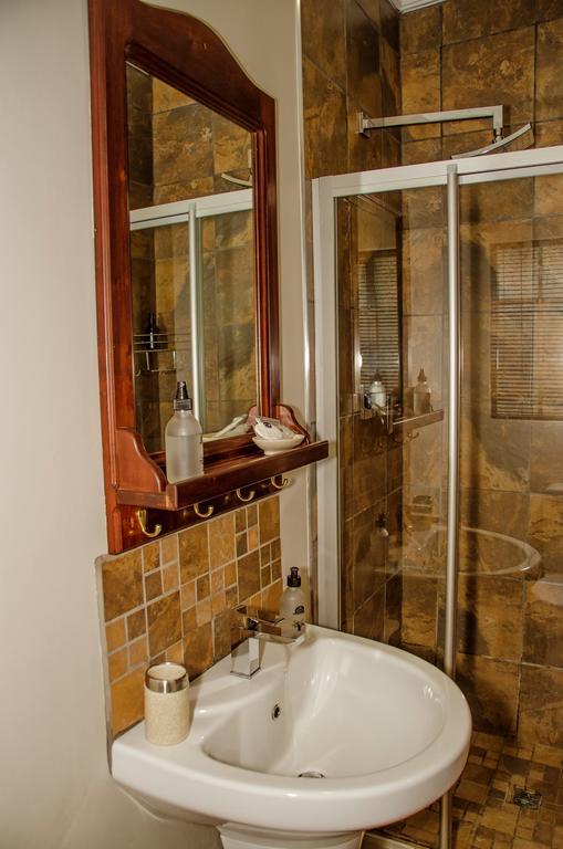 Cornerstone B&B Kroonstad Bagian luar foto